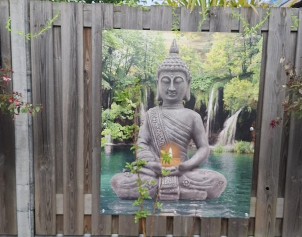 Tuinposter Tuinposter Boeddha bij rustgevende waterval — inspiratie van klanten