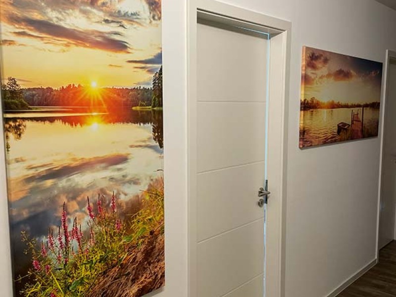 Zonsondergang boven het meer